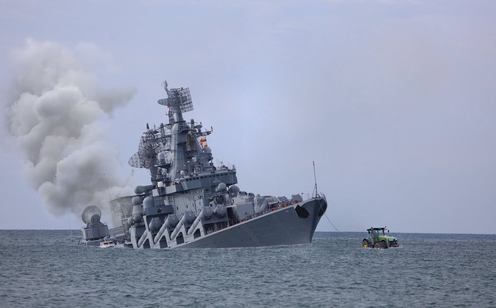 Russia claims to destroy 4 Ukrainian Military boats at Sea