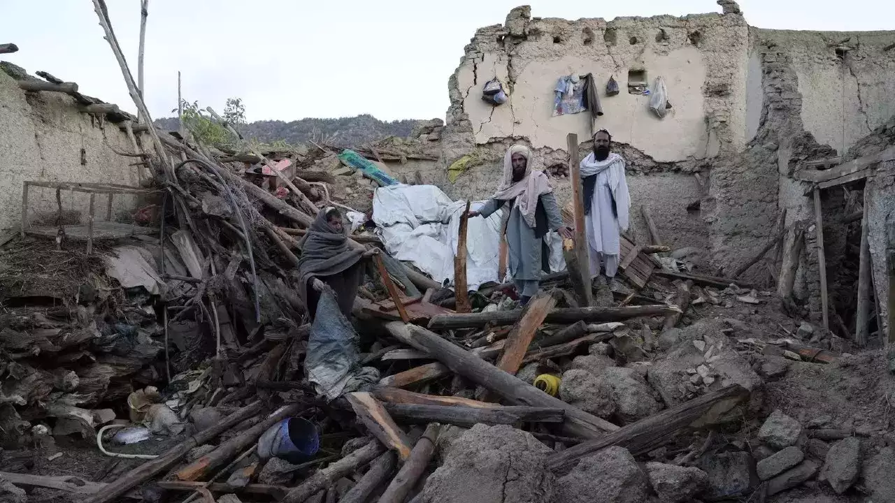 Earthquake in Afghanistan killed thousands of people