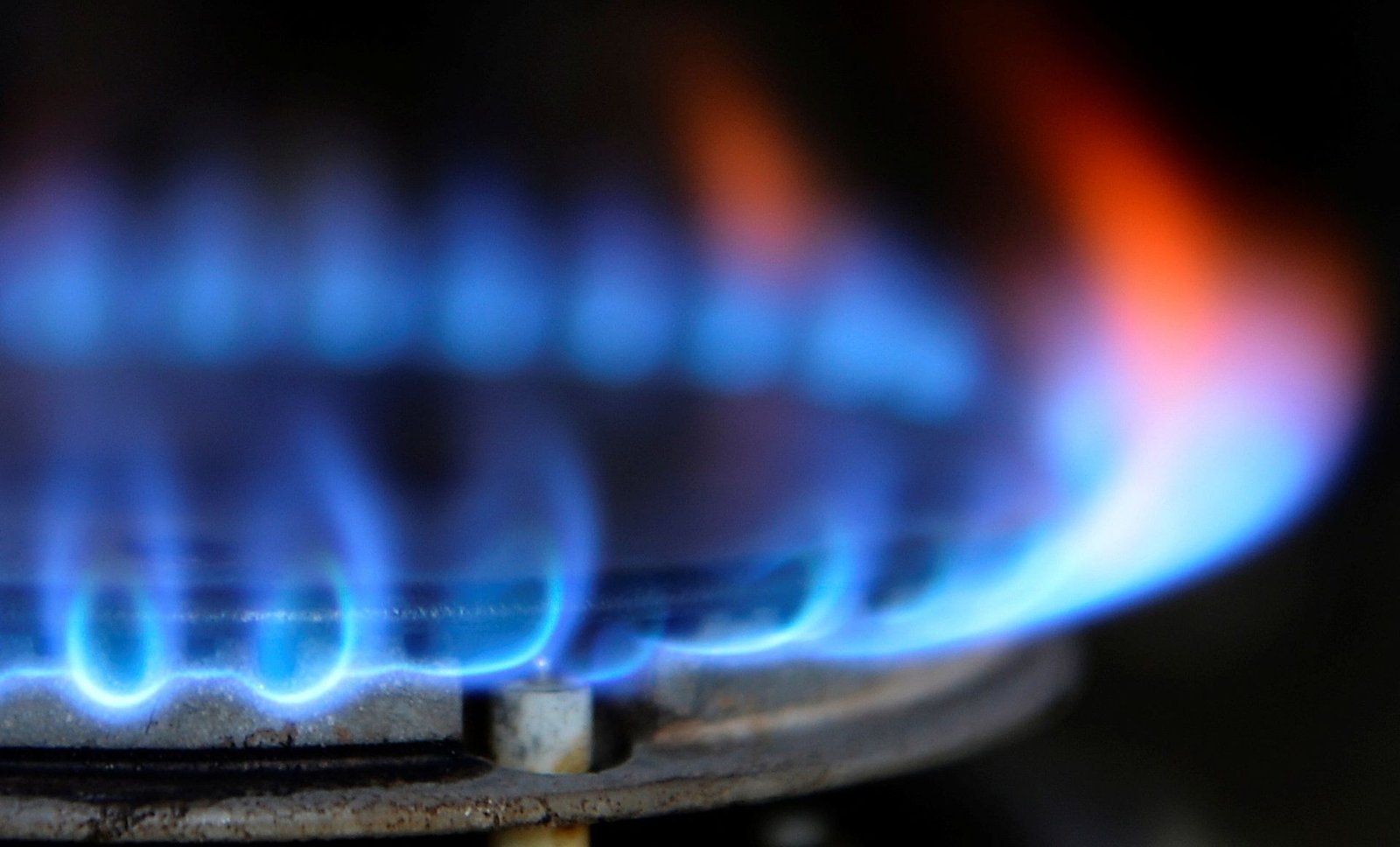 Caretaker Government approves massive hikes in gas tariffs