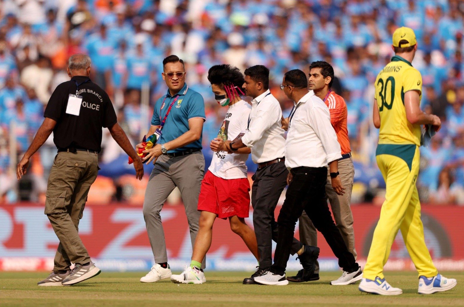 A man wearing Free Palestine shirt invaded World Cup final match
