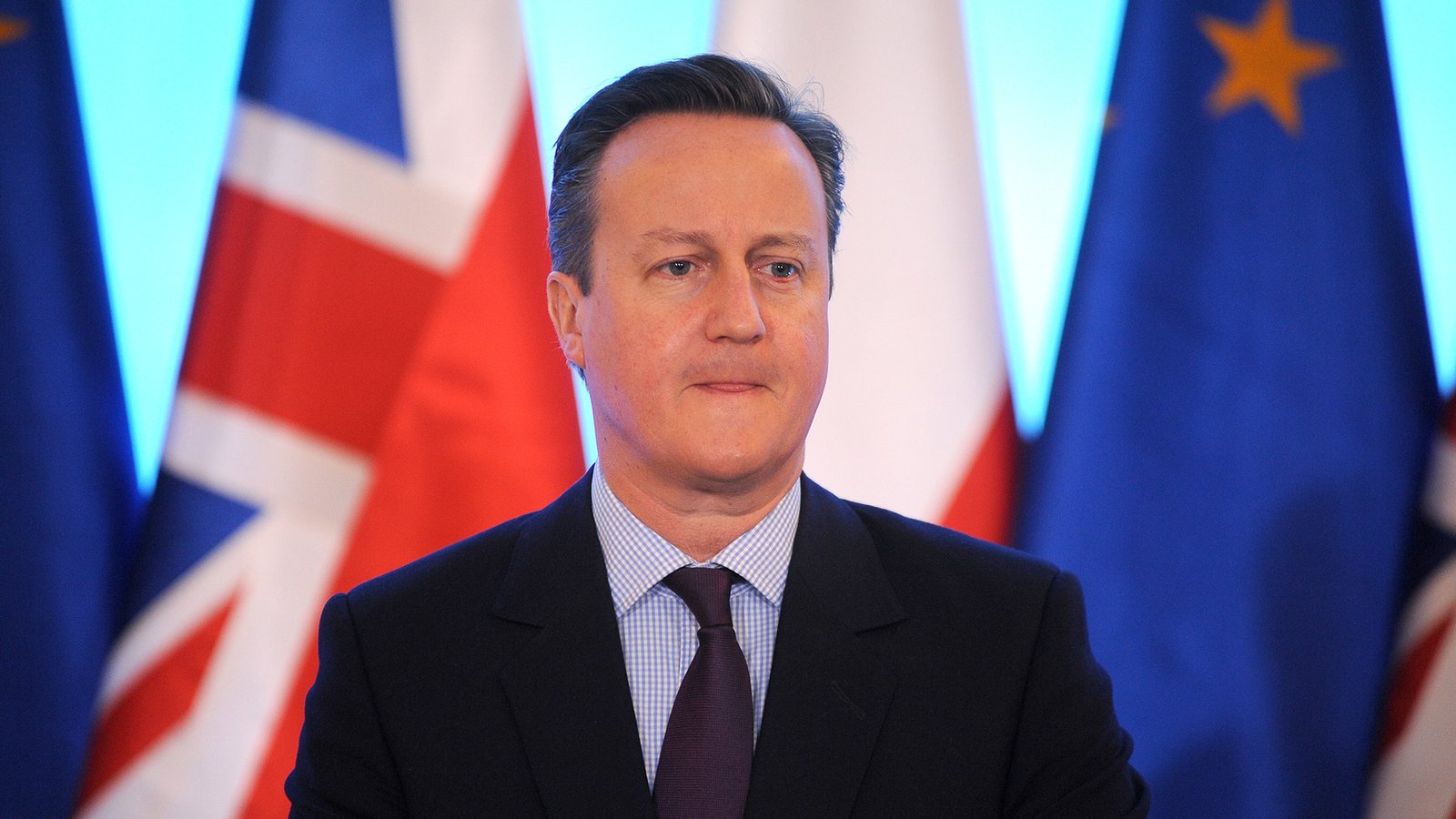 David Cameron says UK must engage with China