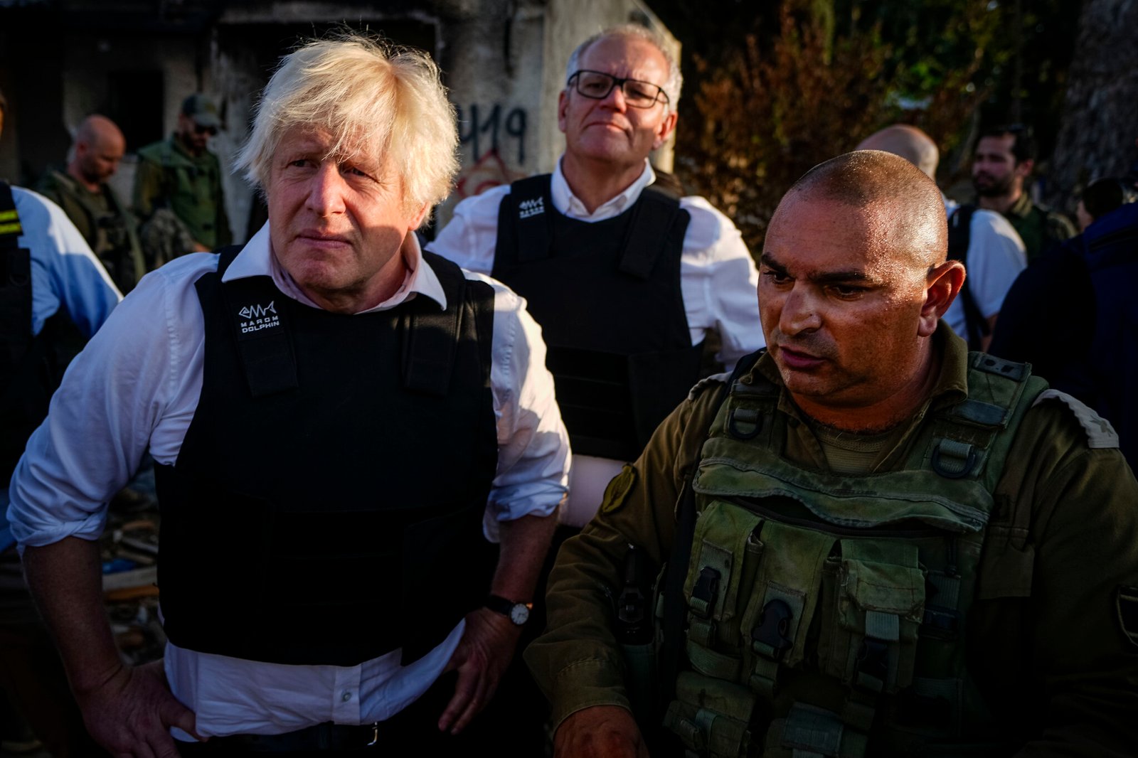 Scott Morrison lands in Israel on solidarity visit with Boris Johnson