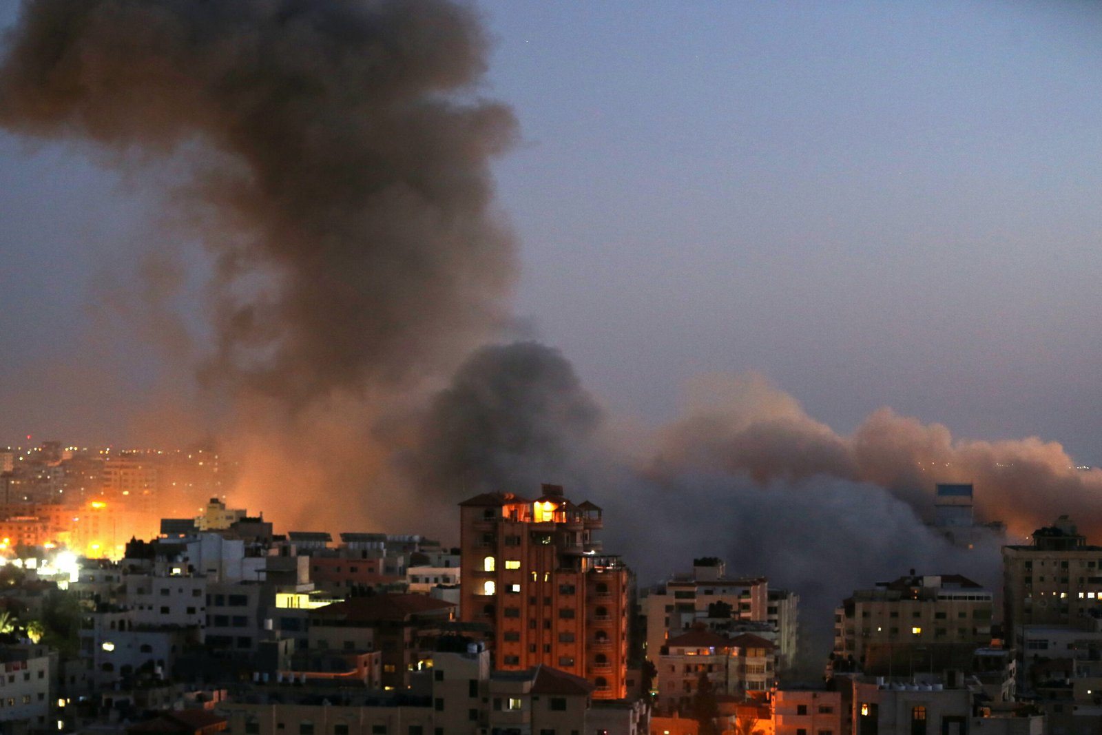 Israel resumes war against Hamas as a truce expires