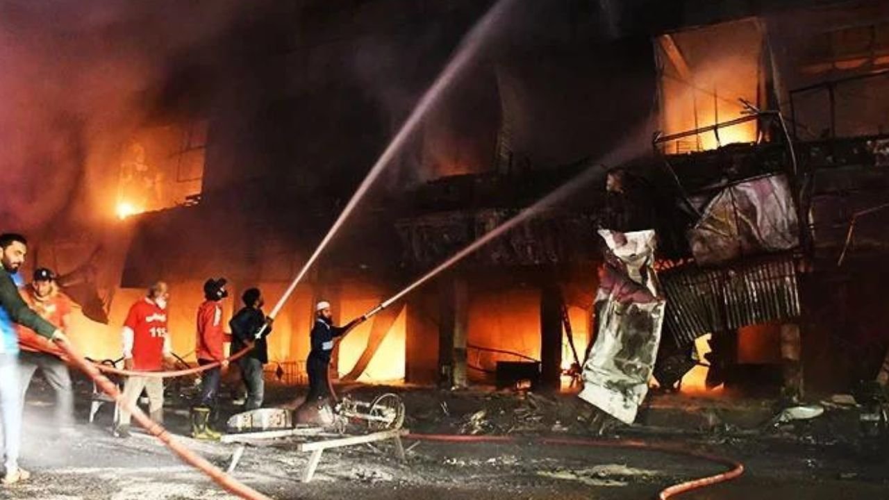 Karachi Arshi Mall fire raised death toll and burned hundred shops