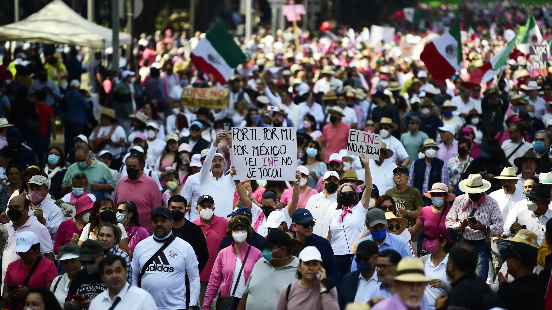 Massive protests in Mexico City
