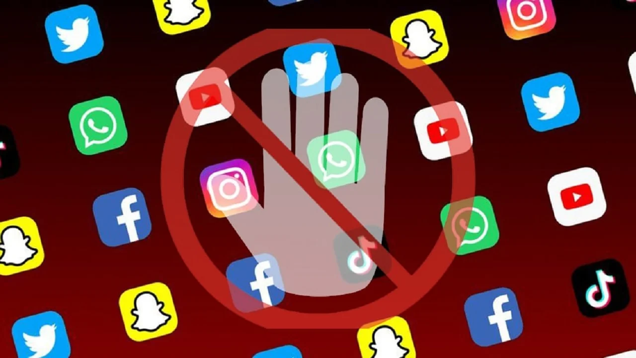 SHC ordered restoration of social media apps