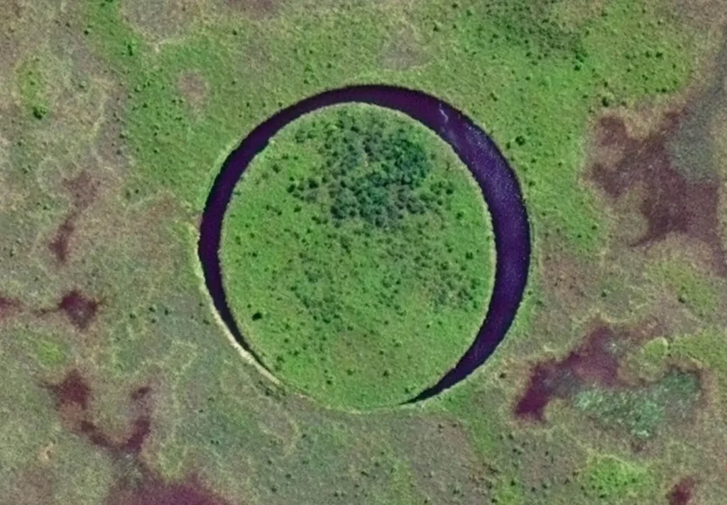 The Mysterious eye-shaped El Ojo Island