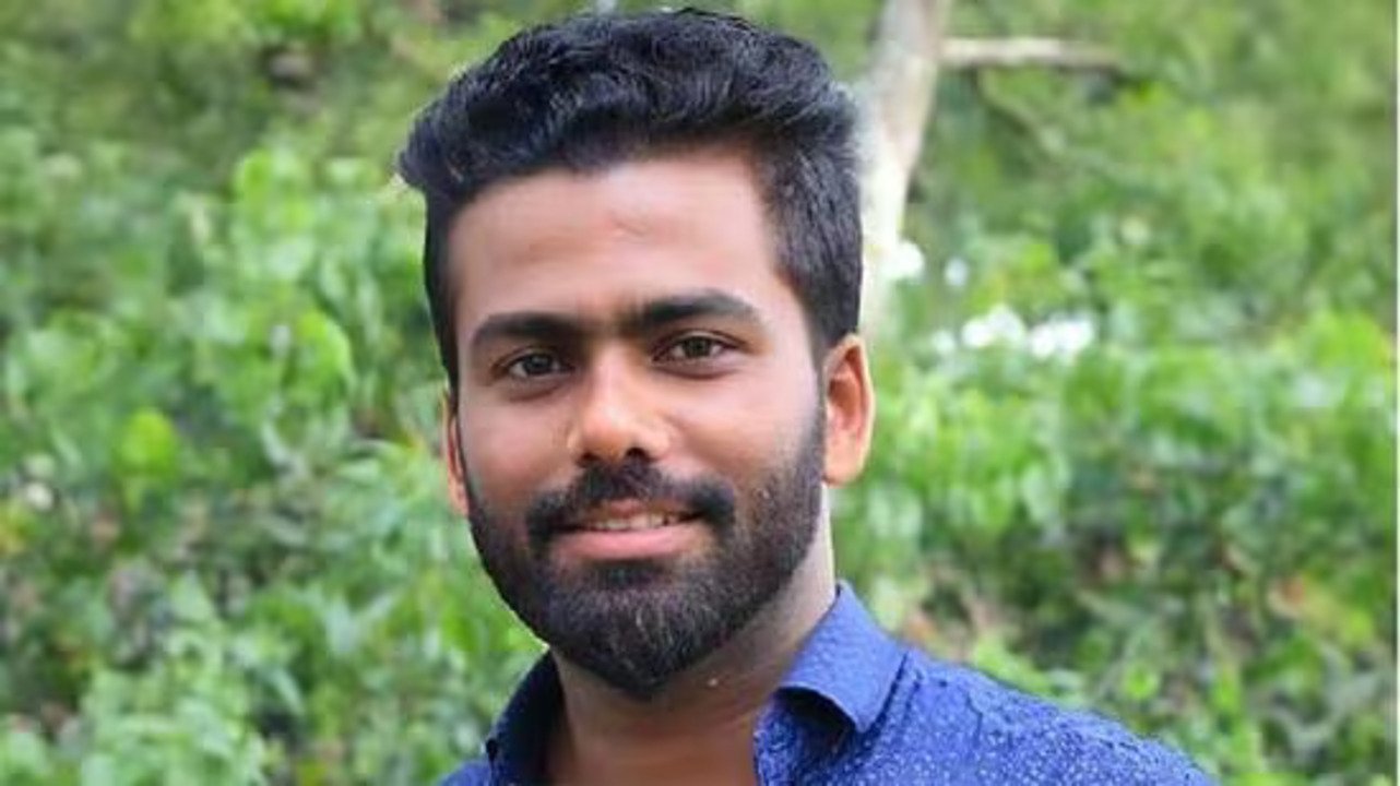 Kerala TV journalist AV Mukesh killed